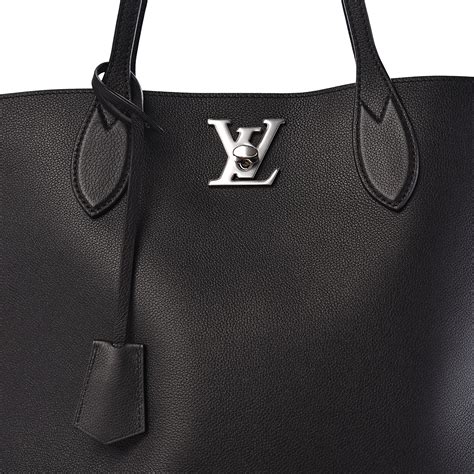 louis vuitton lockme go bag